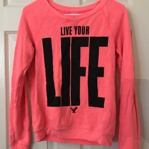 American Eagle pull over